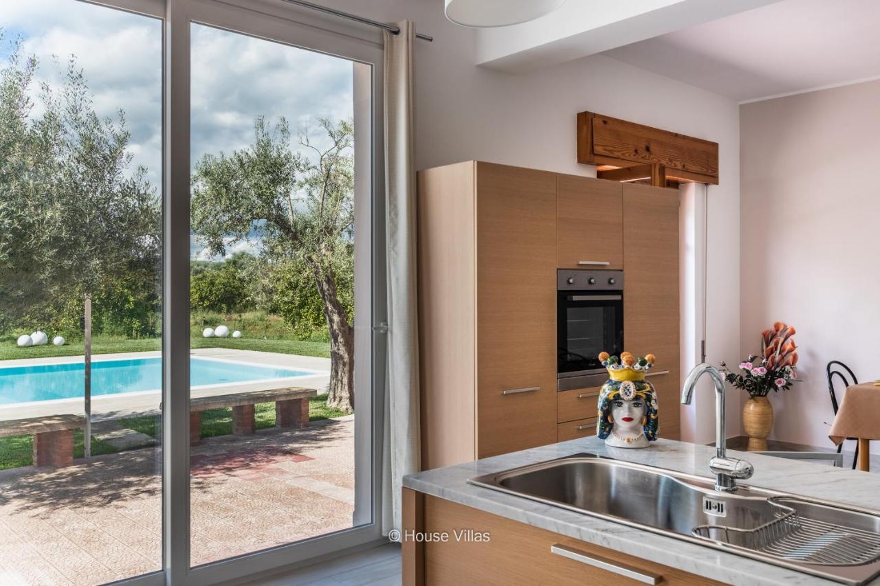 House&Villas - Villa Zagara Bianca 플로리디아 외부 사진
